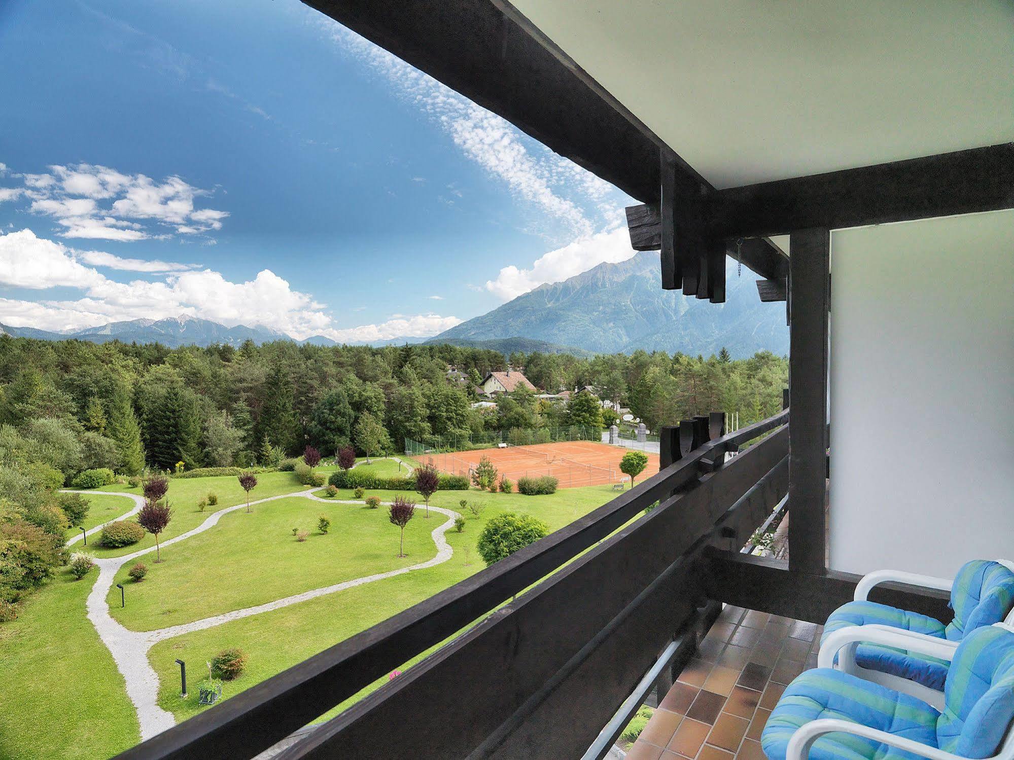 Kaysers Tirolresort - Wohlfuehlhotel Fuer Erwachsene มีมิง ภายนอก รูปภาพ